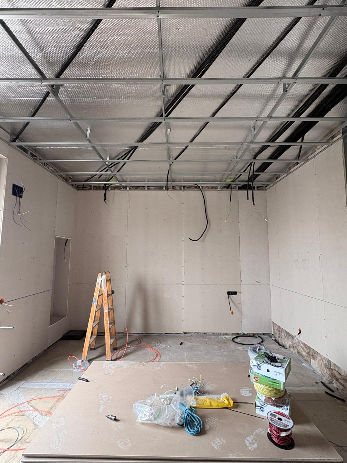 Instalación profesional de estructura de pladur en Córdoba