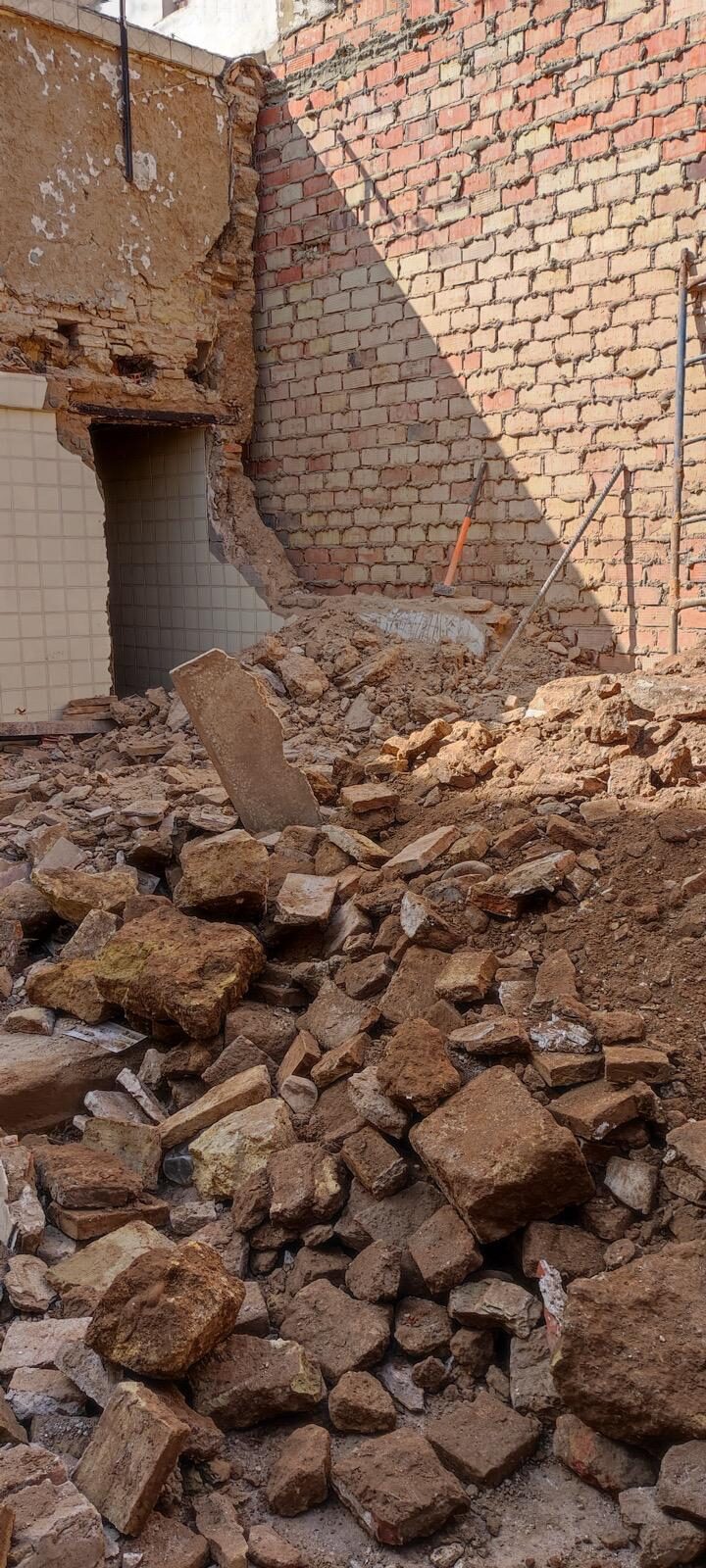 Demolición antes de reforma integral en Córdoba