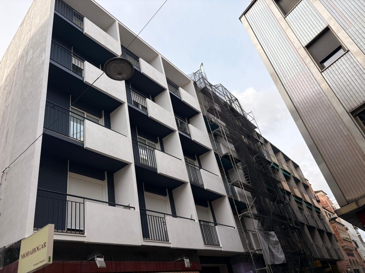 Rehabilitación de fachada de edificio en Córdoba
